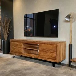 Buffets Contemporains|Buffets Contemporains|ROSETO Buffet bois massif 4 portes - frise décorative