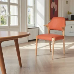 Chaises En Bois|Chaises Contemporaines| Chaise en cuir marron design, accoudoirs bois noir ALDER