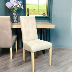 Univers Déco·Classique Chic|Chaises Capitonnées| Chaise salle à manger taupe capitonnée MANOIR