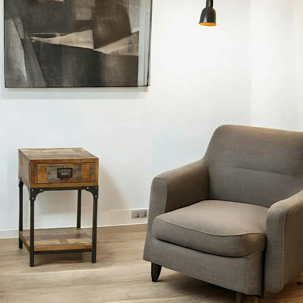 Tables De Chevet Industrielles|ALMEIRA Chevet 2 tiroirs bois noir et pin